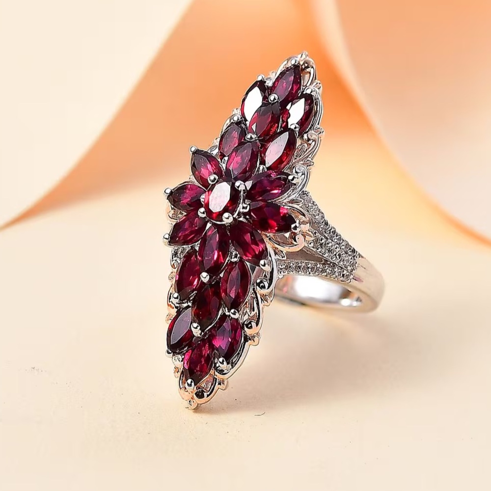 ♥️Premium RARE Anthill Garnet Ring♥️
